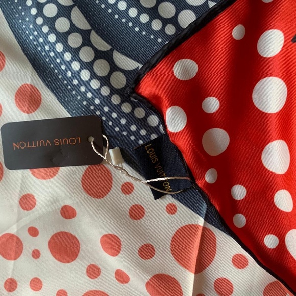 Red and White Polka Dot Scarf - Picture 4 of 5